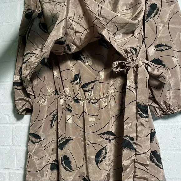 Vintage MIDI Dress with Feather Pattern Size 16 Tie Waist Brown Black Shimmer - Picture 13 of 14